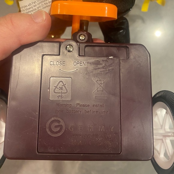 Gemmy Animated Tricycle Clown Carnival Creepy Halloween Prop - Picture 5 of 7